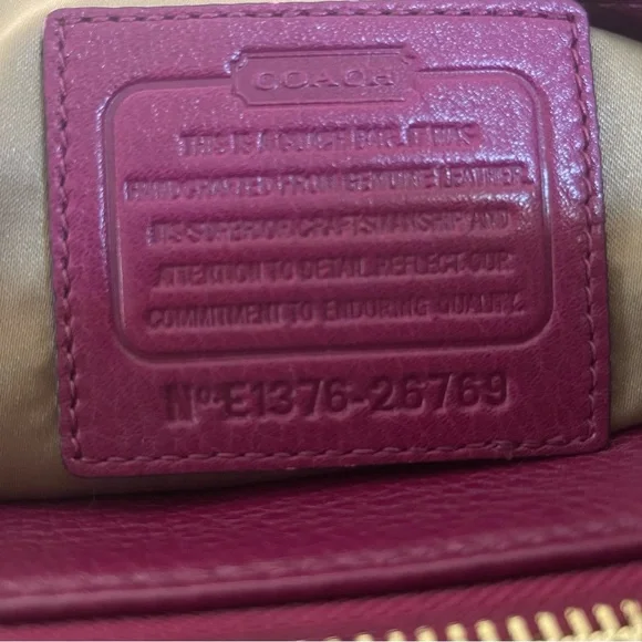 Women’s Coach Handbag, Wallet And Cosmetic Set Hot Pink Or Magenta 16.5 W X 10 H - Picture 13 of 15